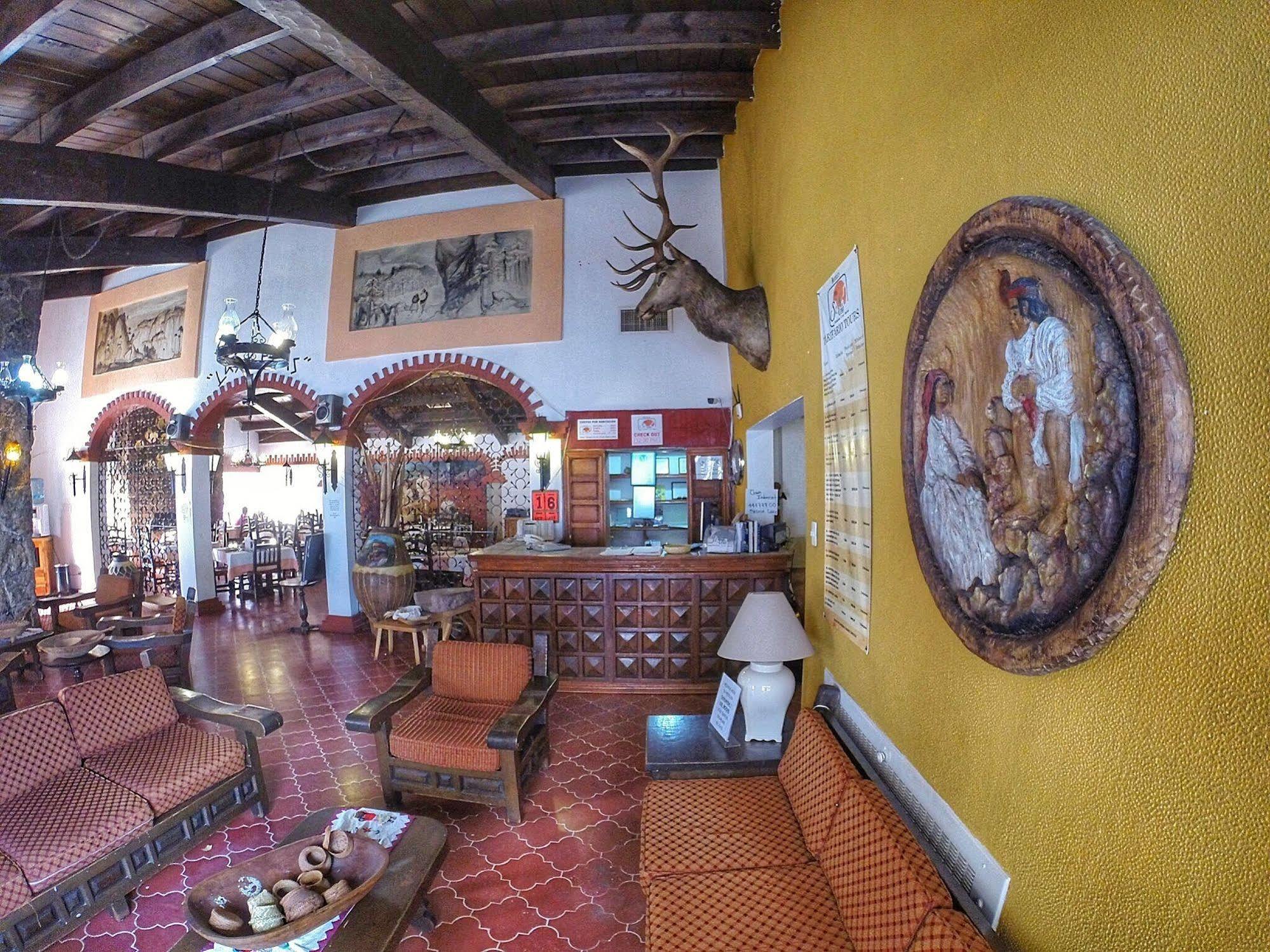 Hotel Parador Santa Cruz Creel Exterior foto